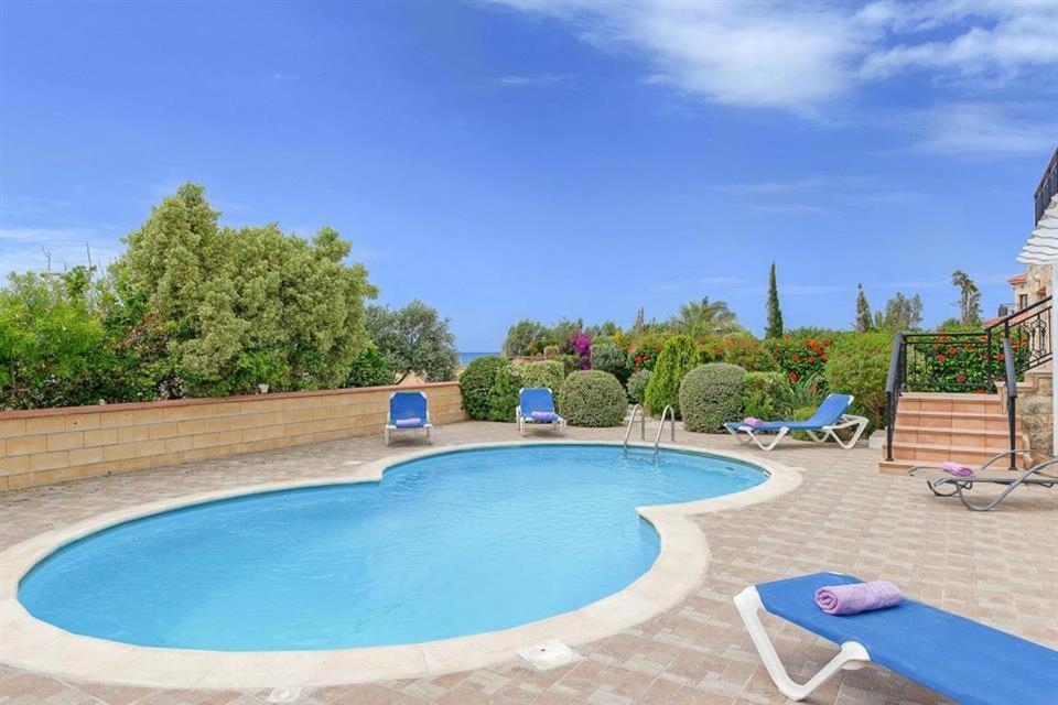 Argaka Beachfront Villa Paphos Bagian luar foto
