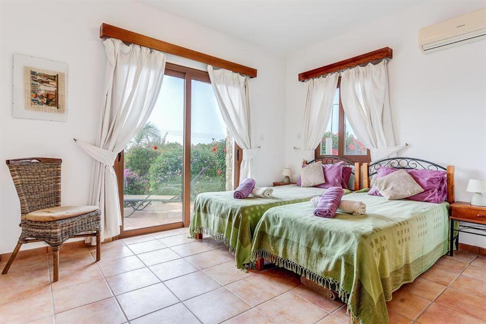 Argaka Beachfront Villa Paphos Bagian luar foto
